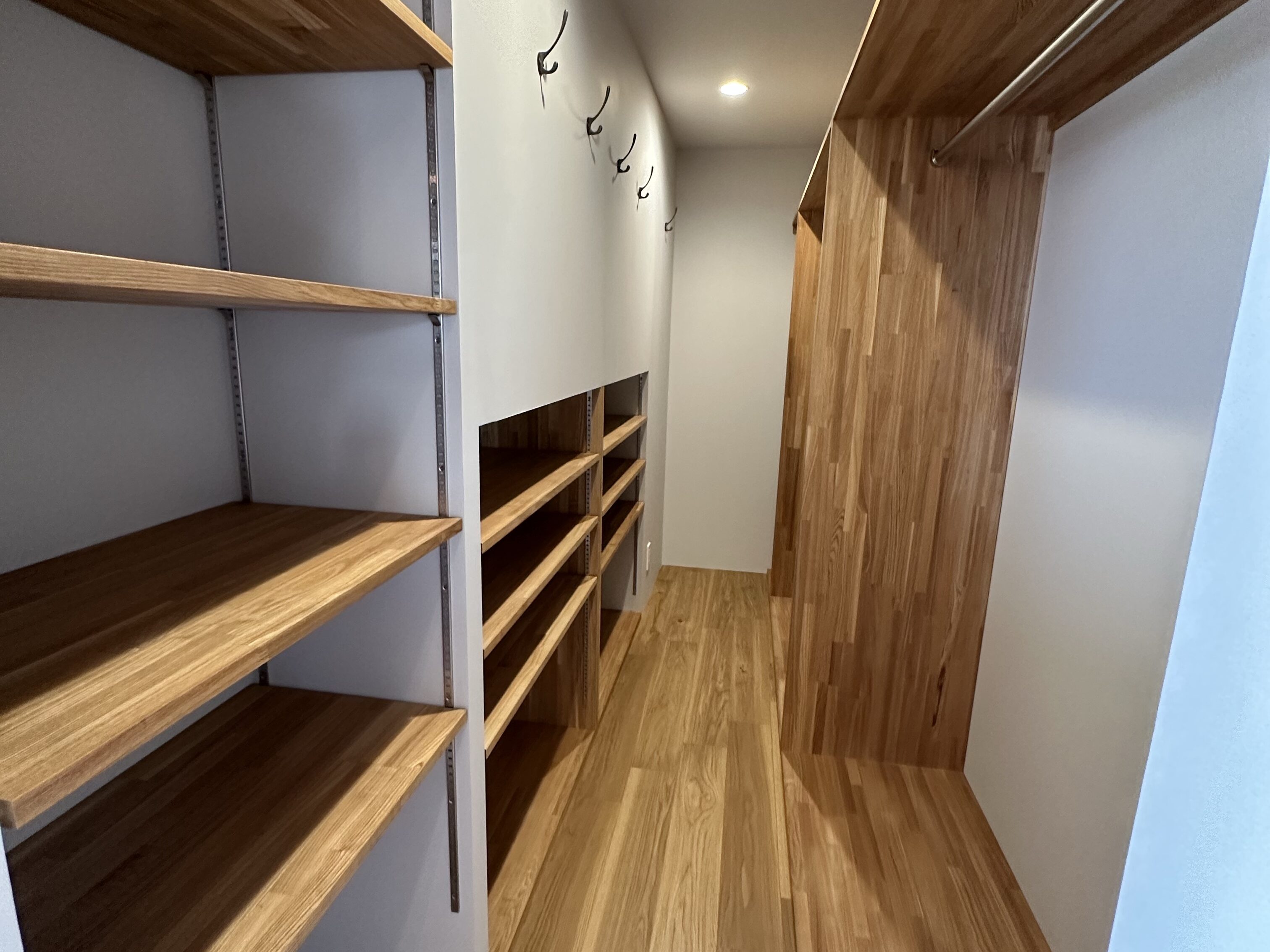 マンションリノベーションで収納を増やす｜オーダーメイド収納で家中スッキリ